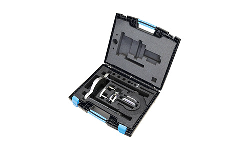 Removal and mounting aid for McPherson suspension struts